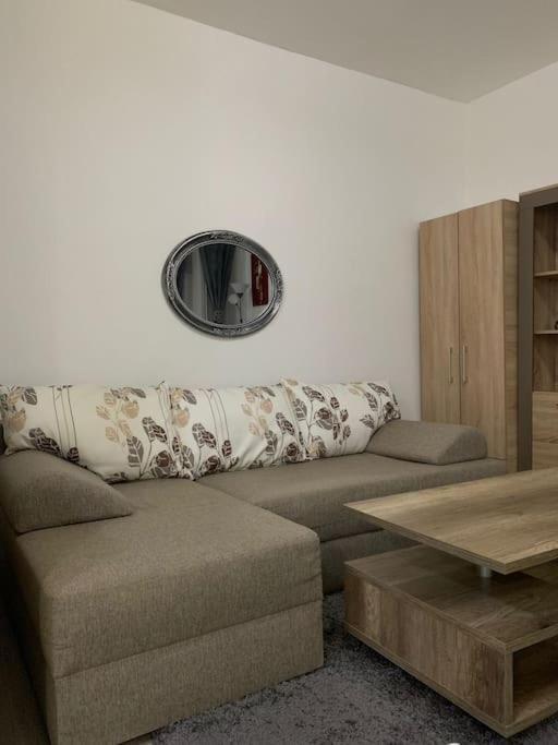 Studio Central Mm Apartments Braşov Esterno foto